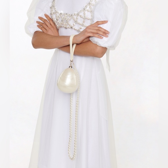 SIMONE ROCHA Micro Egg Pearl-Effect Cross-Body Bag - Picture 6 of 12